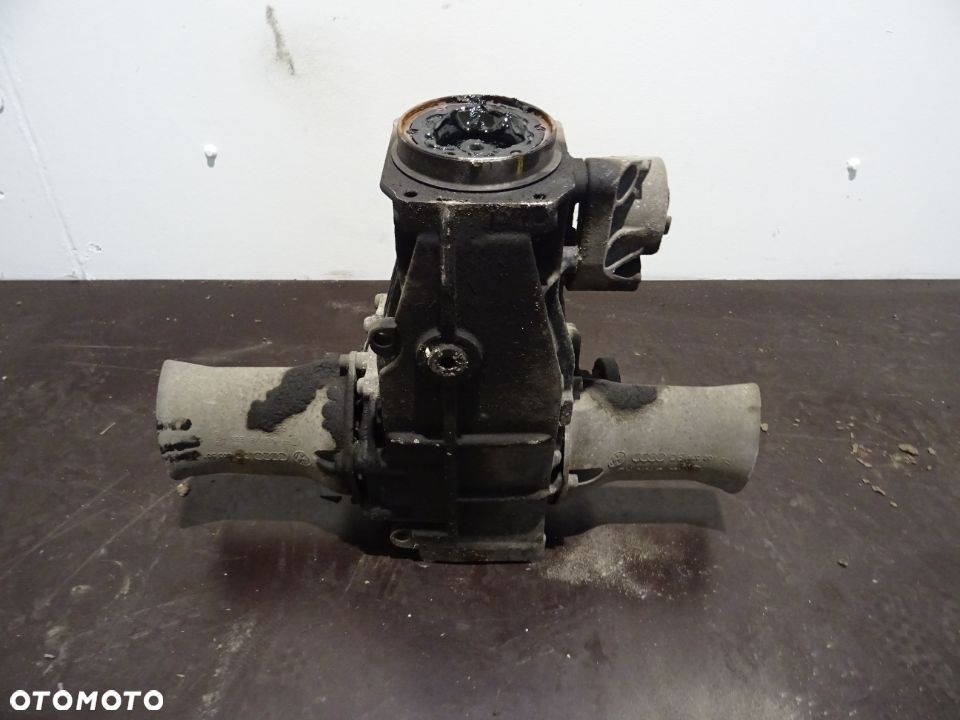 VW PASSAT B5 LIFT 2.5 TDI MOST DYFER TYŁ TYLNY 4MOTION - 5