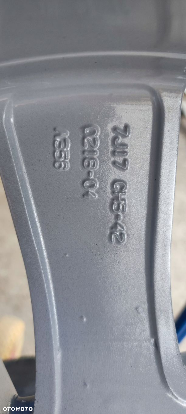 PEUGEOT 3008 II KOŁA ALUMINIOWE 7Jx17 ET42 9809687177 NOWE ZIMOWE PIRELLI - 6