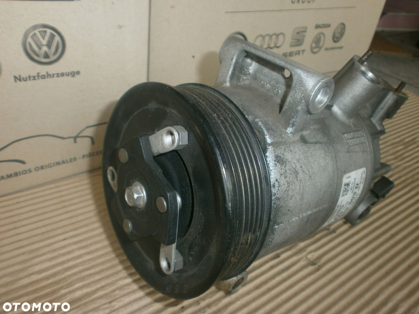 KOMPRESOR SPRĘŻARKA KLIMATYZACJI 5Q0820803D IDEALNY VW SKODA SEAT ŚLĄSK - 2