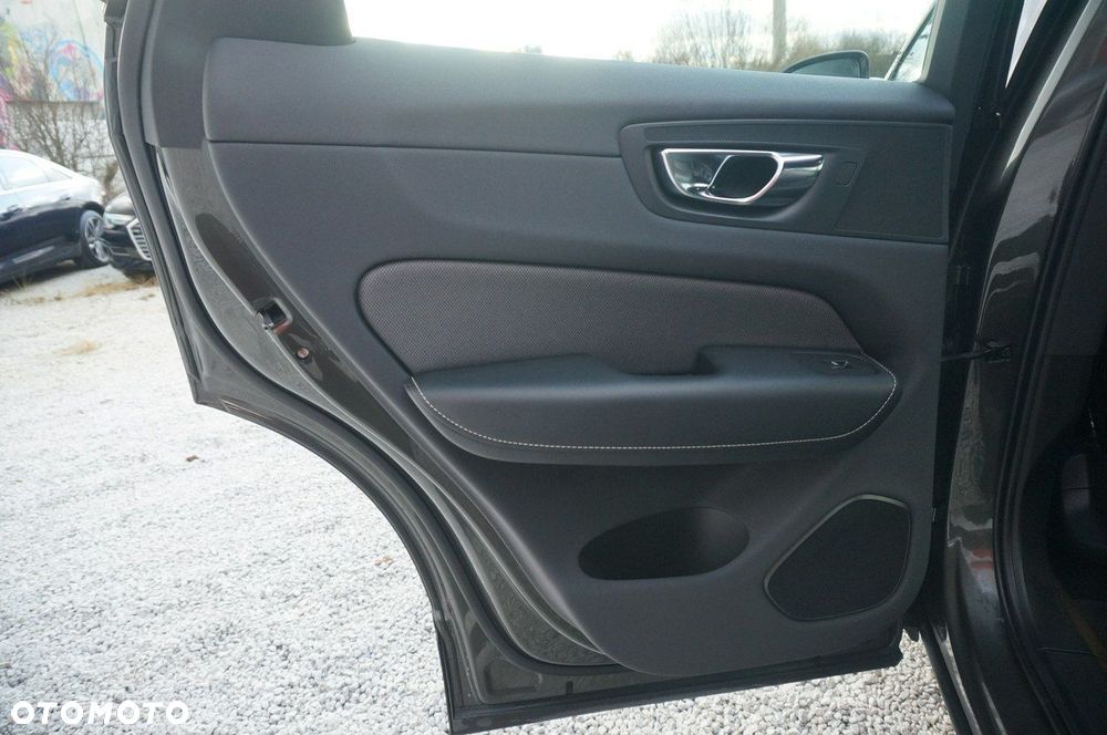 Volvo XC 60 - 23