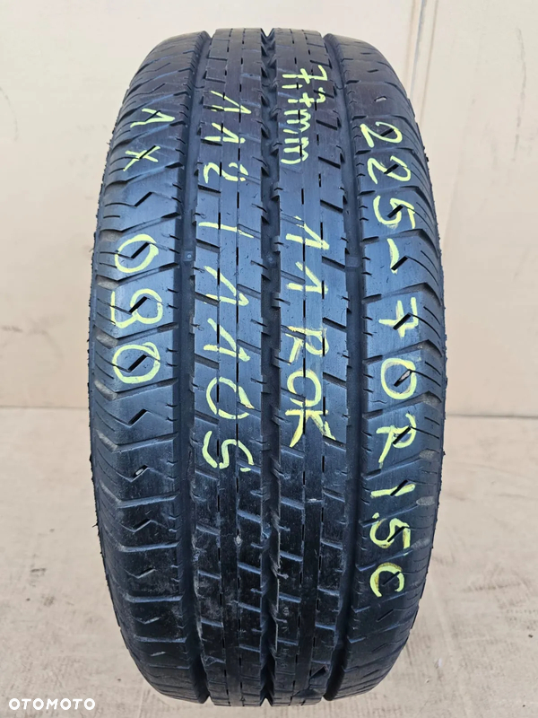 (O90) 225/70R15C 112/110S 7,7mm 11r BUS / Nokian Hakka C Cargo