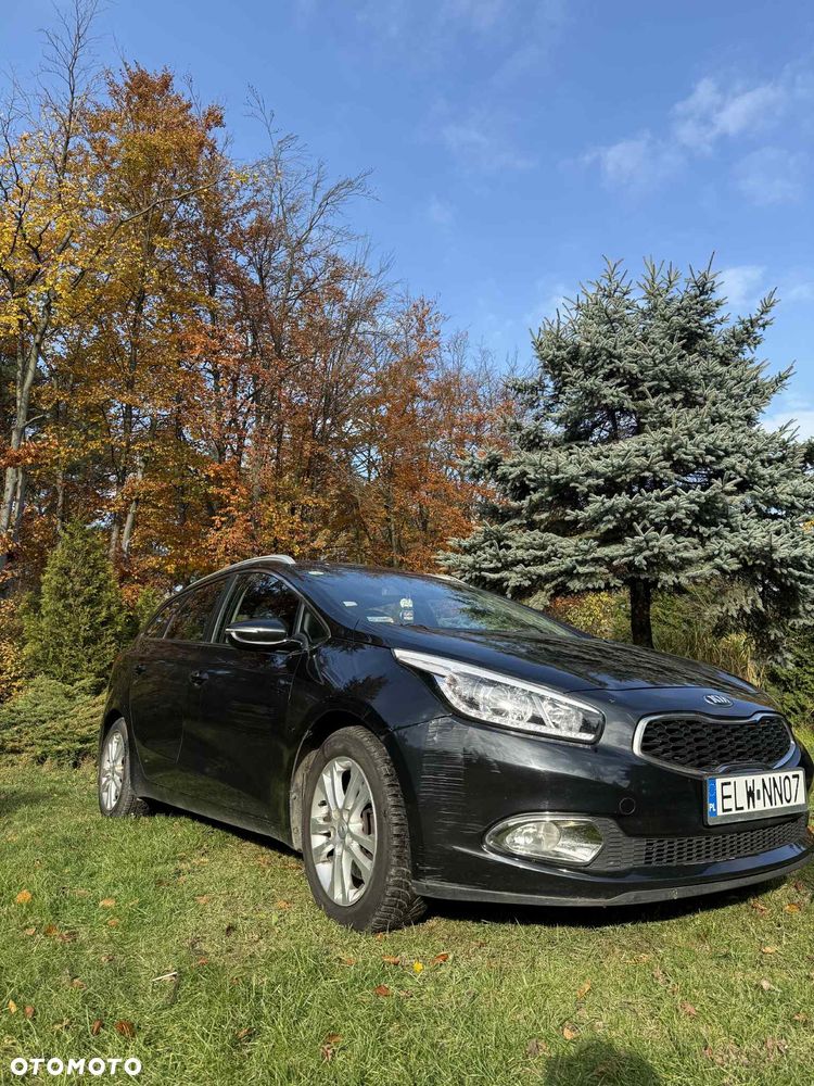 Kia Ceed - 8