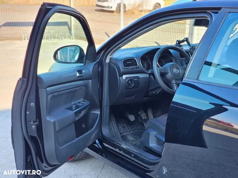 Volkswagen Golf 1.6 TDI DPF Team - 8