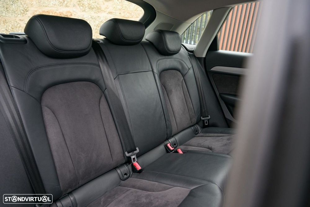 Audi Q3 2.0 TDI Attraction - 37