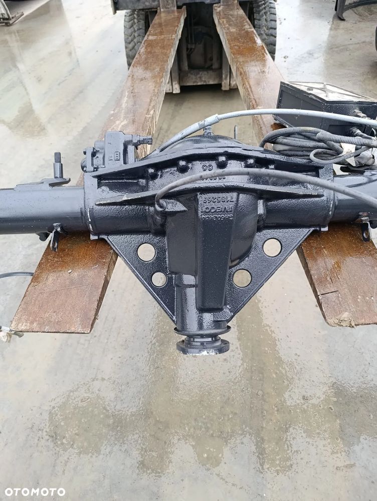 IVECO DAILY 65C 70C 72C MOST TYLNY DYFER Z BLOKADĄ 9/41 7182569  2014- - 4