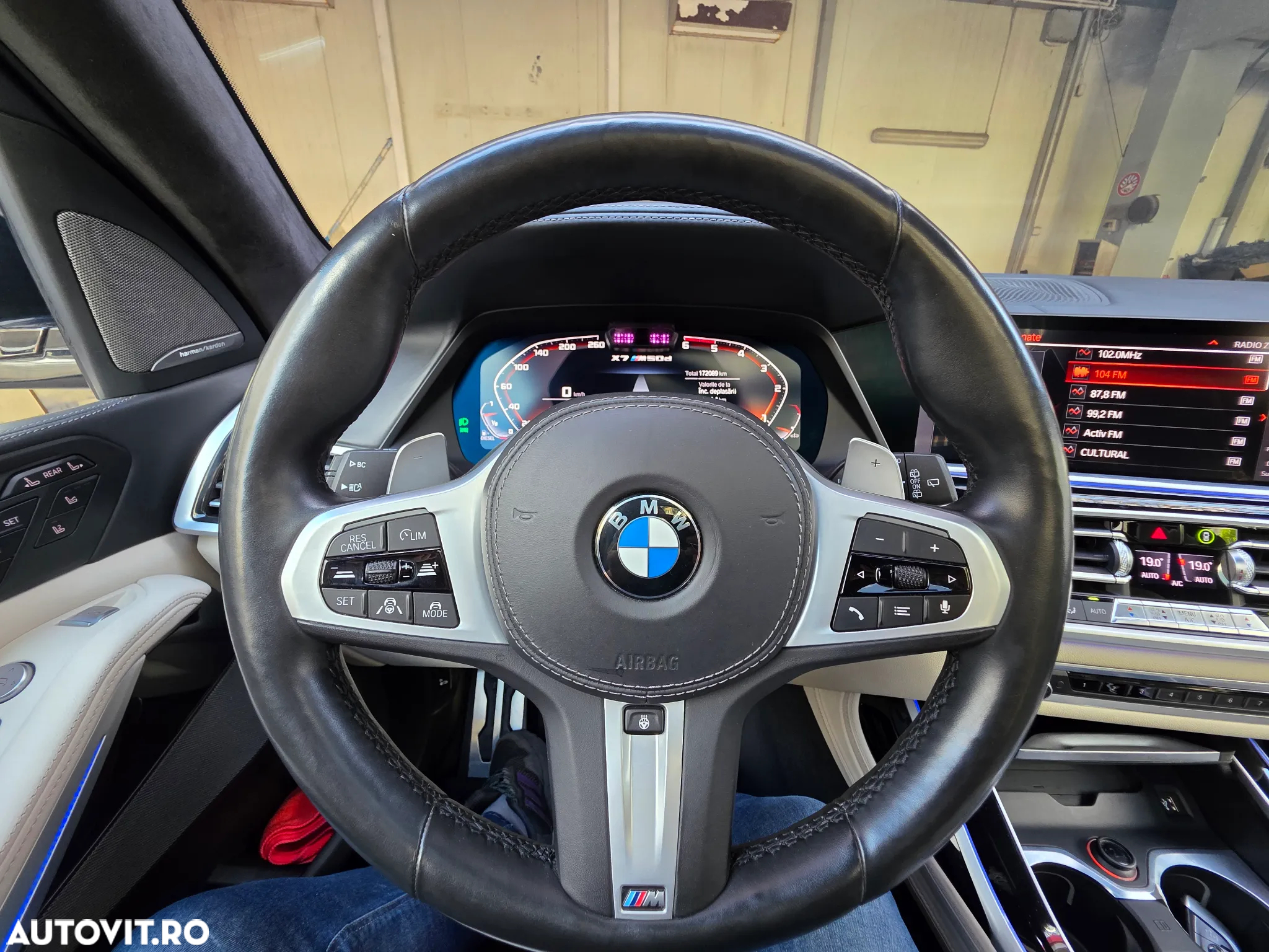 BMW X7 M50d - 28