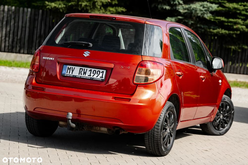 Suzuki SX4 1.9 DDiS DPF Streetline 4x2 Club - 11