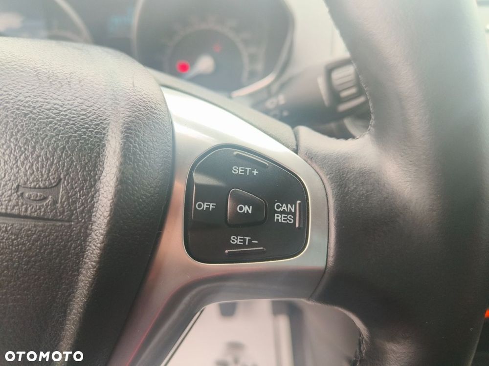 Ford EcoSport - 13