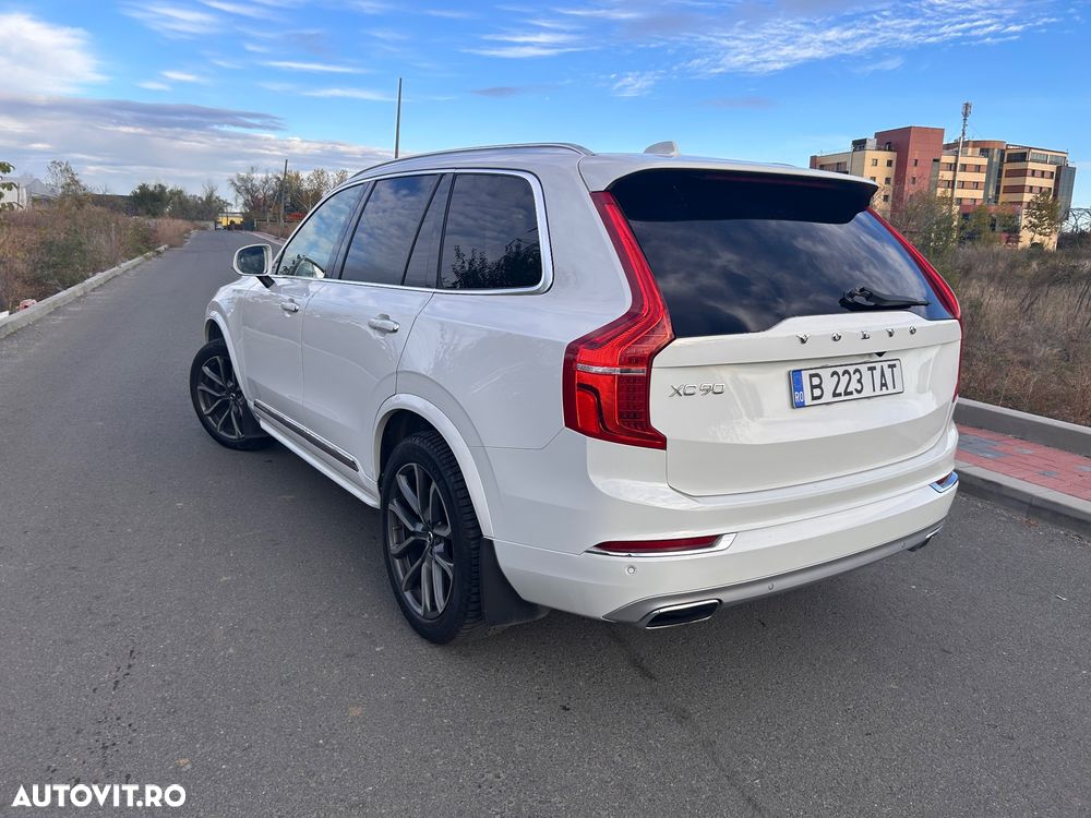 Volvo XC 90 D5 AWD Geartronic Inscription - 3