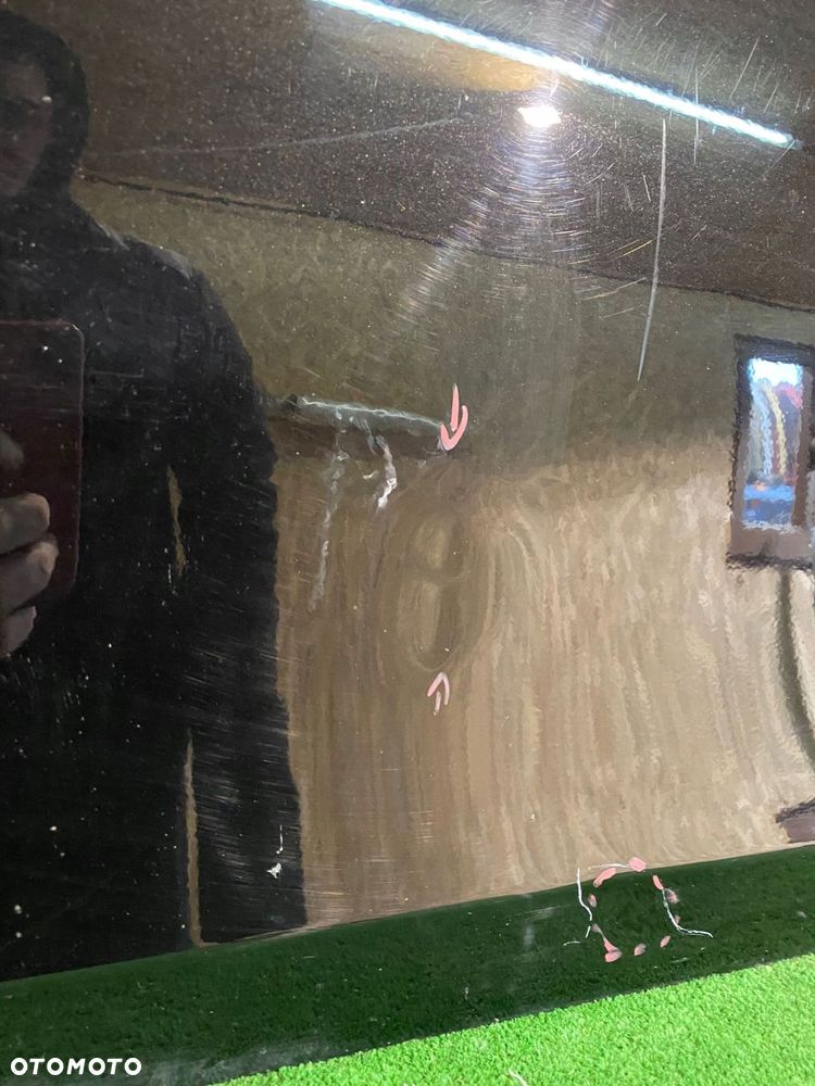 DRZWI PRZEDNIE LEWE LEWY PRZÓD MERCEDES W204 C-KLASA 08- NR.2052 - 2