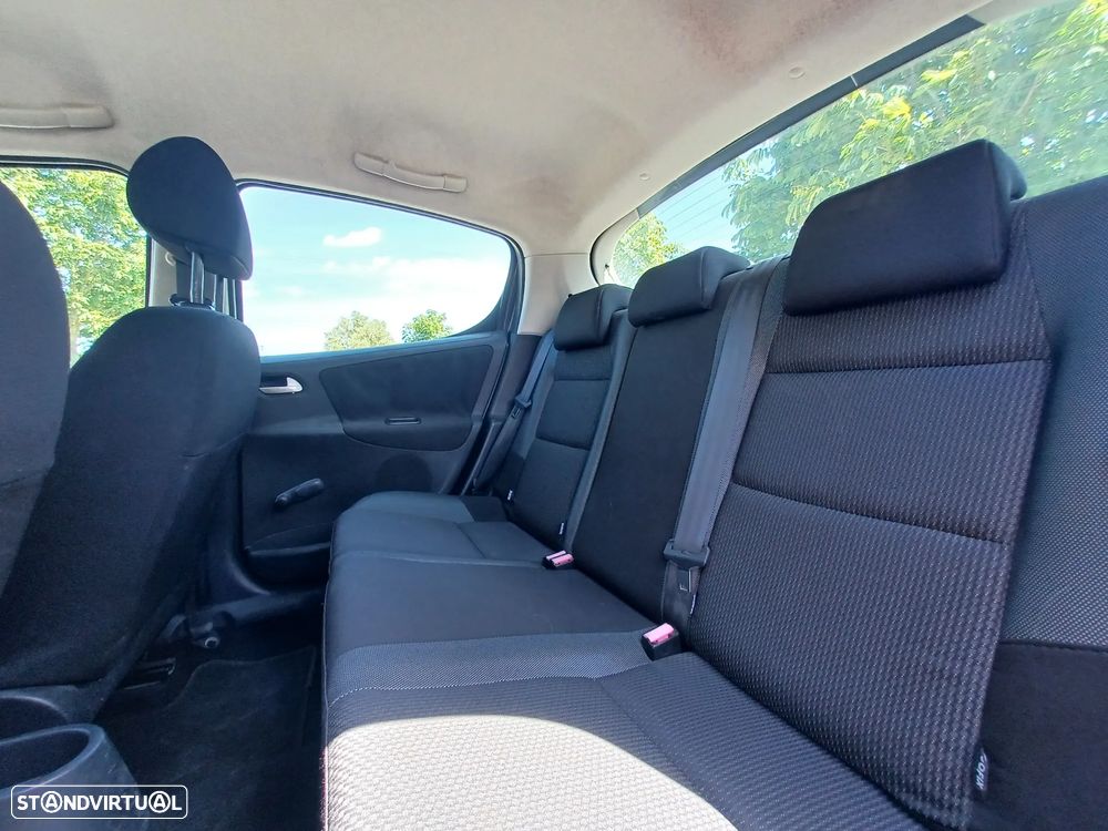 Peugeot 207 1.4 16V Trendy - 9