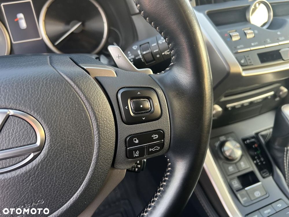 Lexus NX 300h F Impression AWD - 14