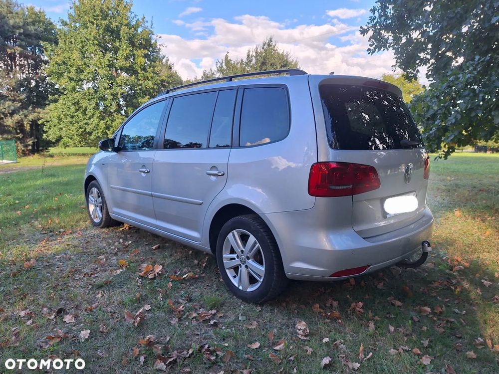 Volkswagen Touran 2.0 TDI DPF DSG MATCH - 3