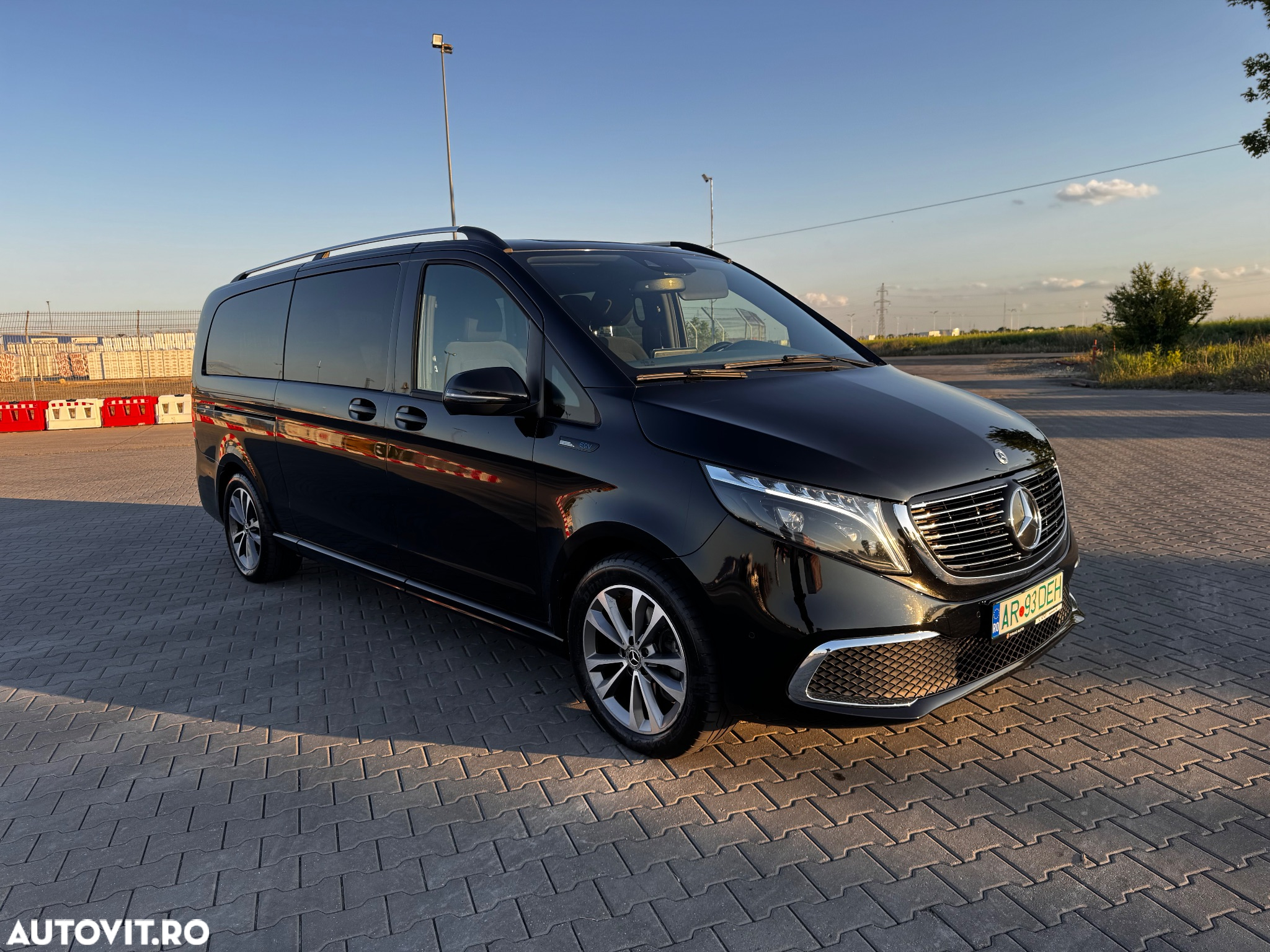 Mercedes-Benz EQV 300 Extra-Lung BEV - 13