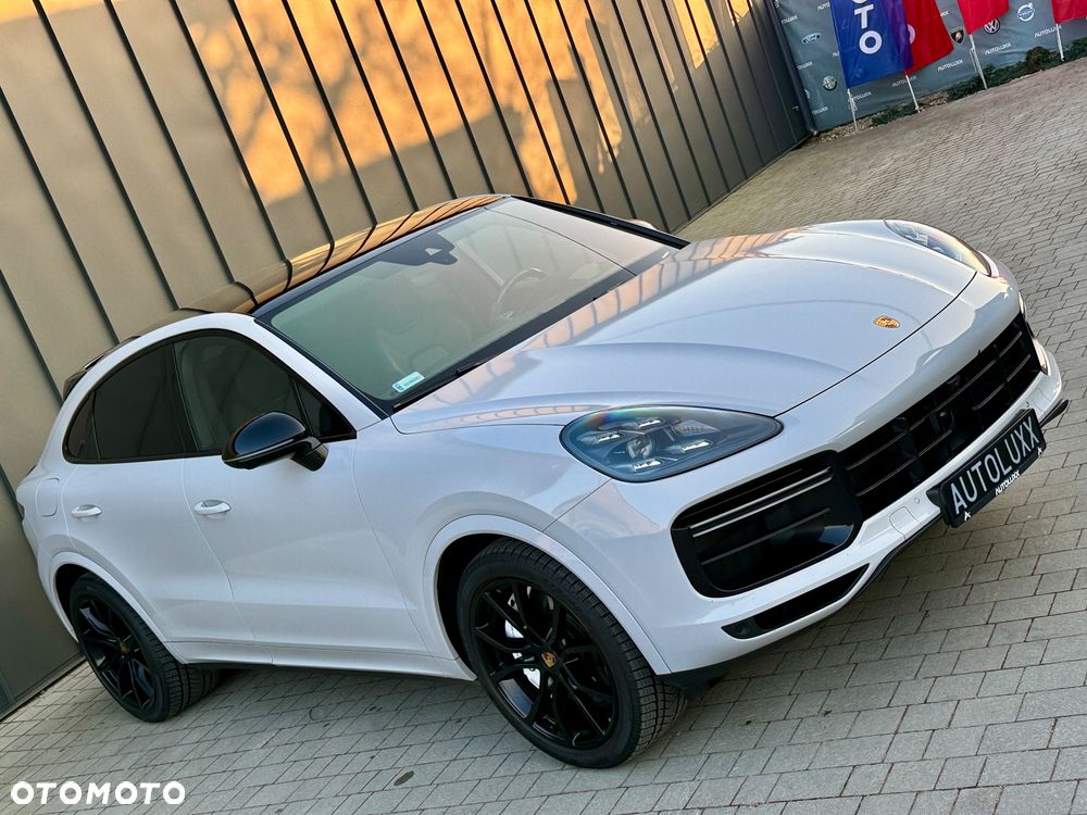 Porsche Cayenne - 15