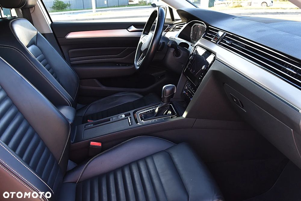 Volkswagen Passat 2.0 TDI 4Mot Elegance DSG - 16