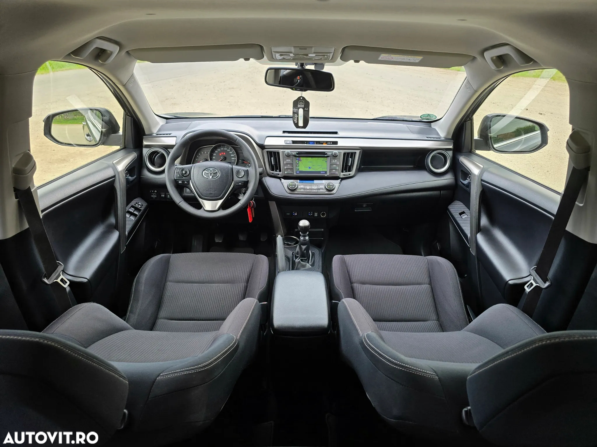 Toyota RAV4 2.2 D-4D 4x4 Edition - 7