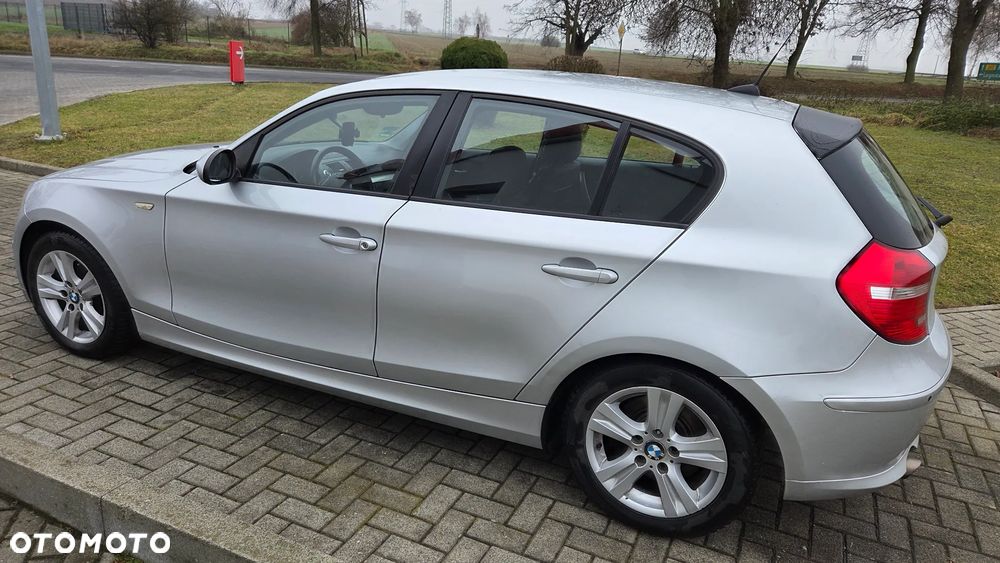 BMW Seria 1 118d DPF - 7