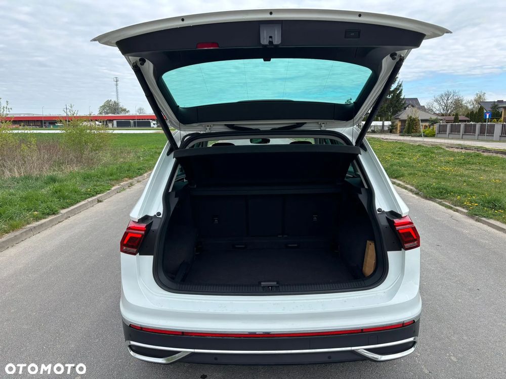 Volkswagen Tiguan 2.0 TDI SCR 4Mot Elegance DSG - 11