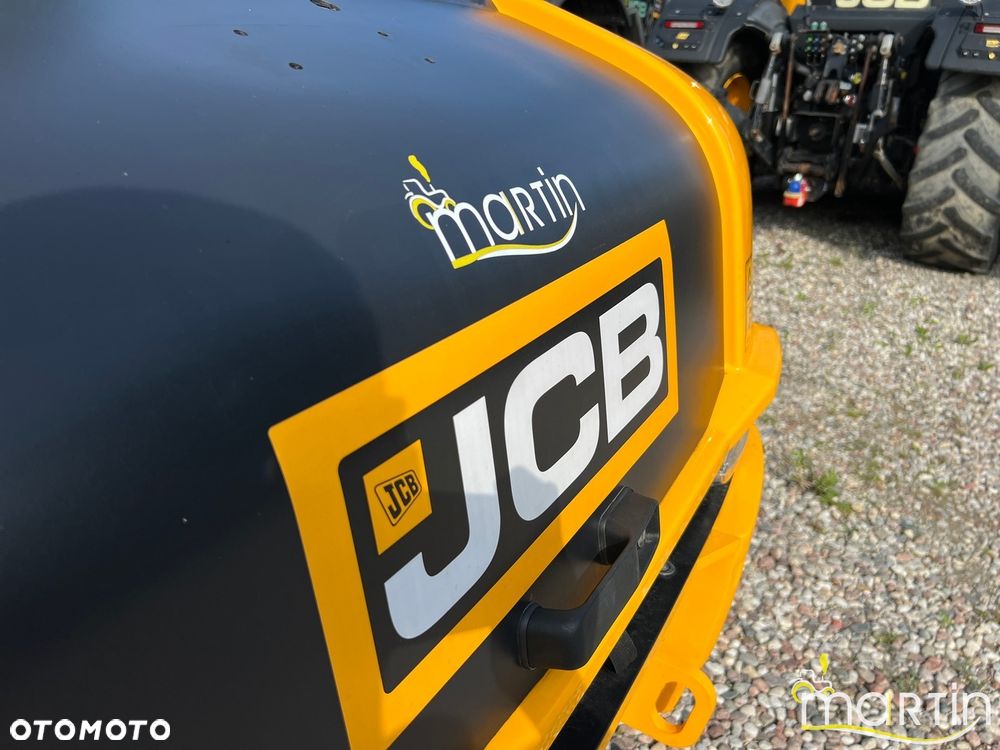 JCB 406 Toolmaster - 13