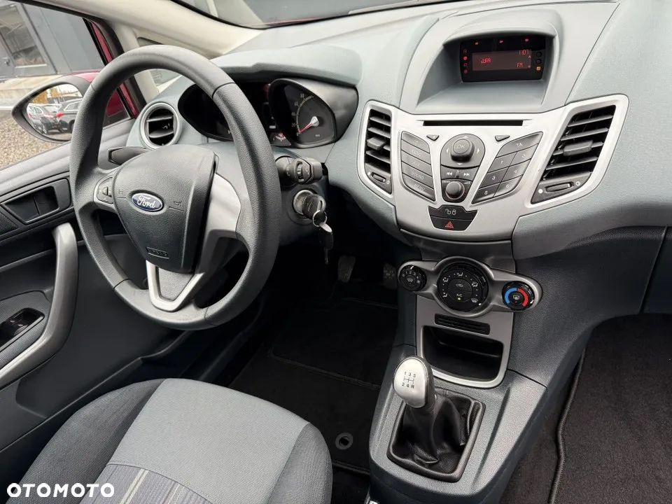 Ford Fiesta 1.25 Titanium - 30