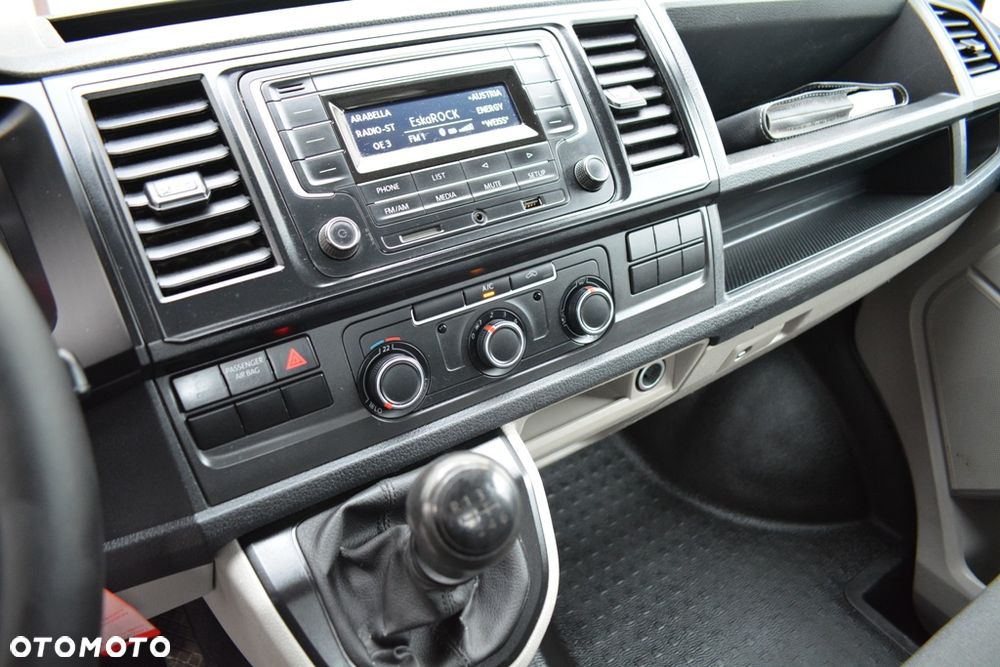 Volkswagen TRANSPORTER T6 - 28