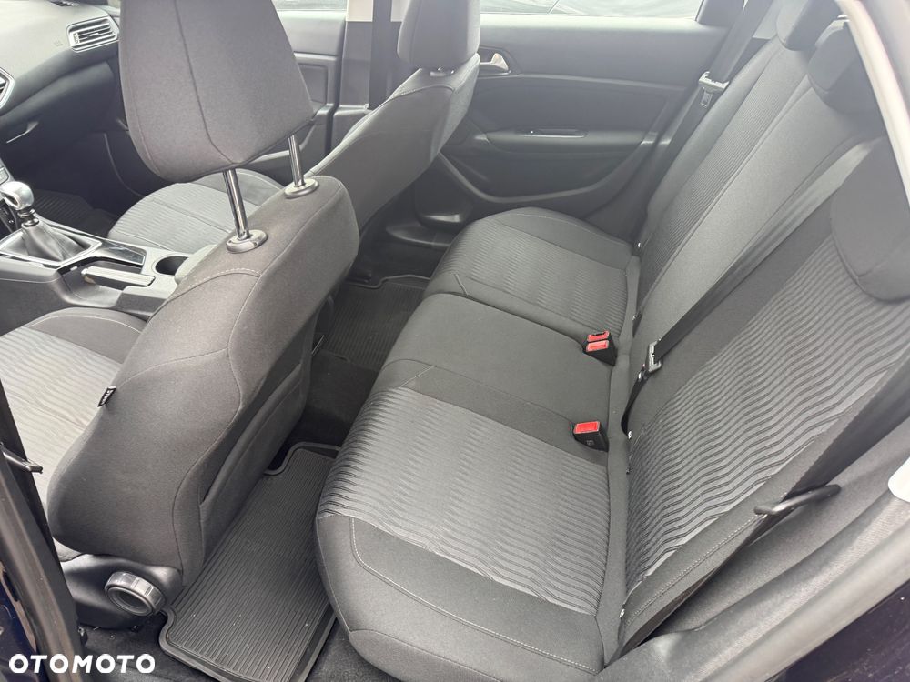 Peugeot 308 - 15