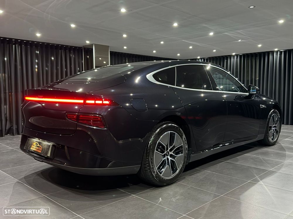 Xpeng P7i 86.2 kWh Long Range - 8