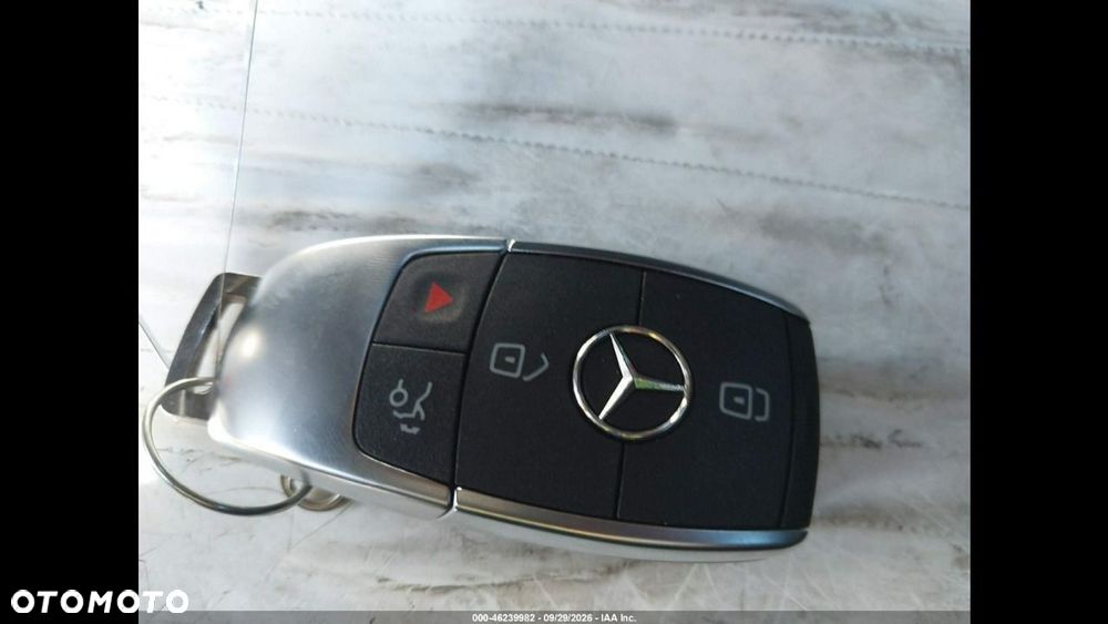 Mercedes-Benz CLA 250 4Matic 7G-DCT AMG Line - 11