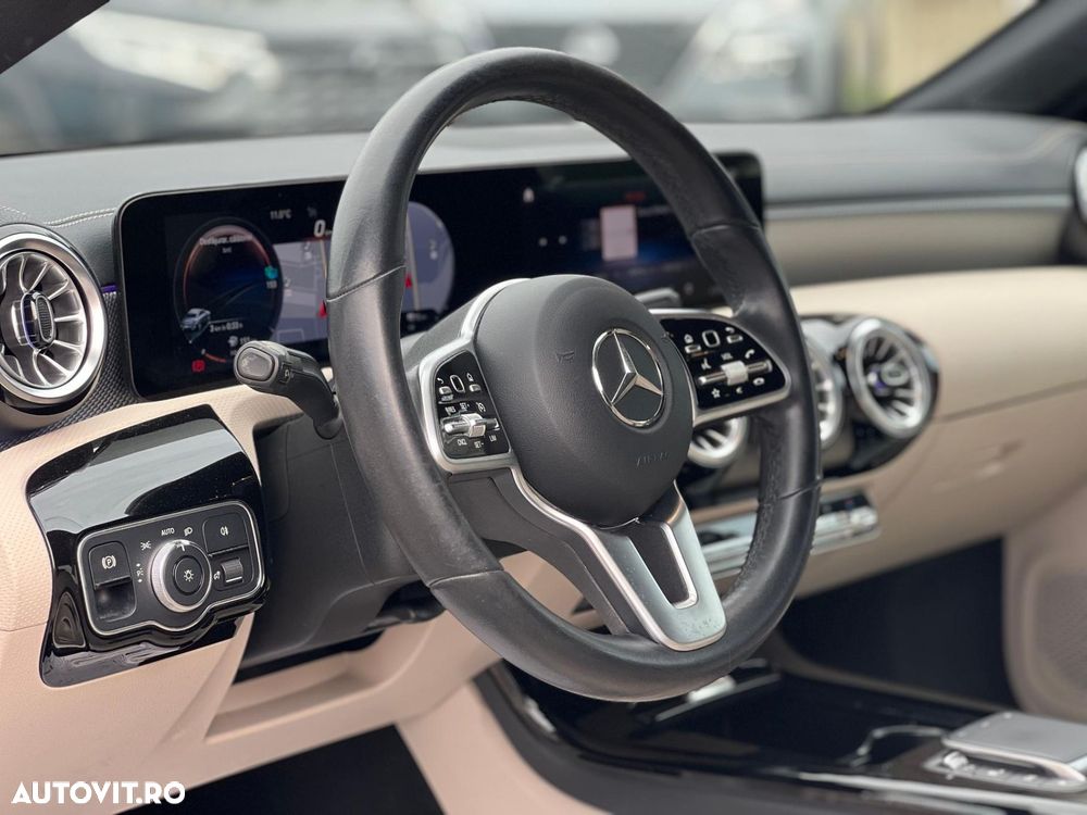 Mercedes-Benz CLA - 10