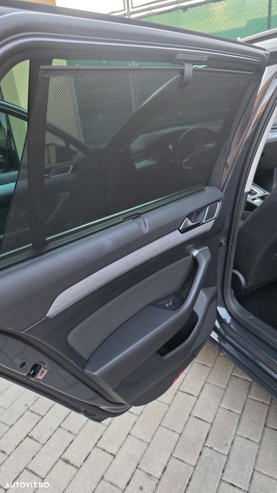 Volkswagen Passat - 14