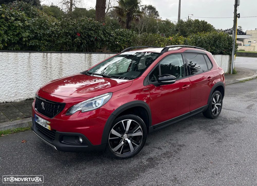Peugeot 2008 1.5 BlueHDi GT Line EAT6 - 1