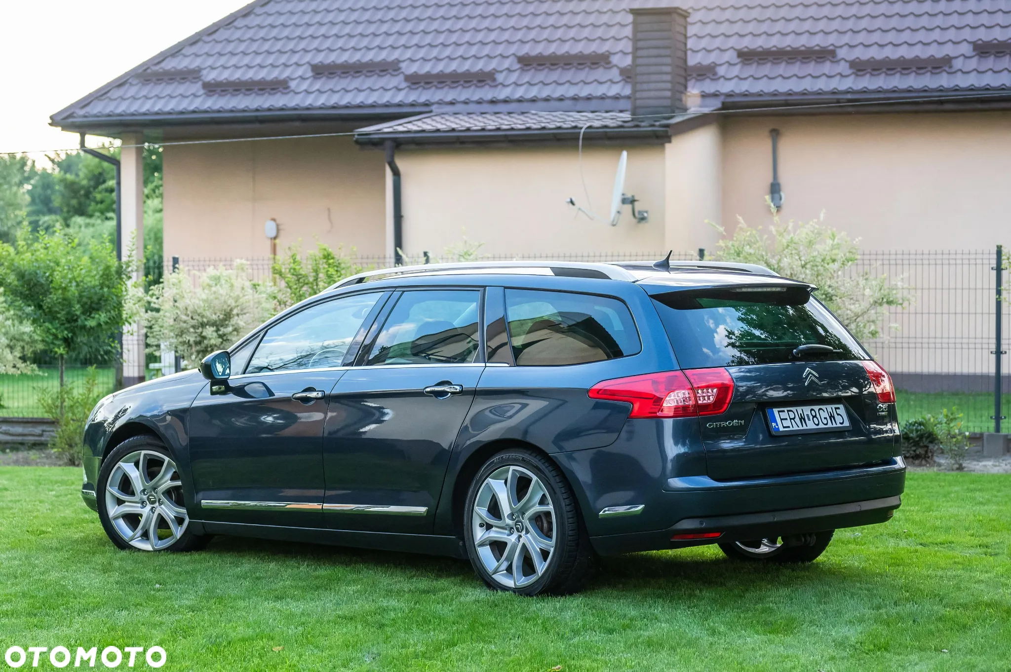 Citroën C5 2.7 HDi V6 Exclusive - 4