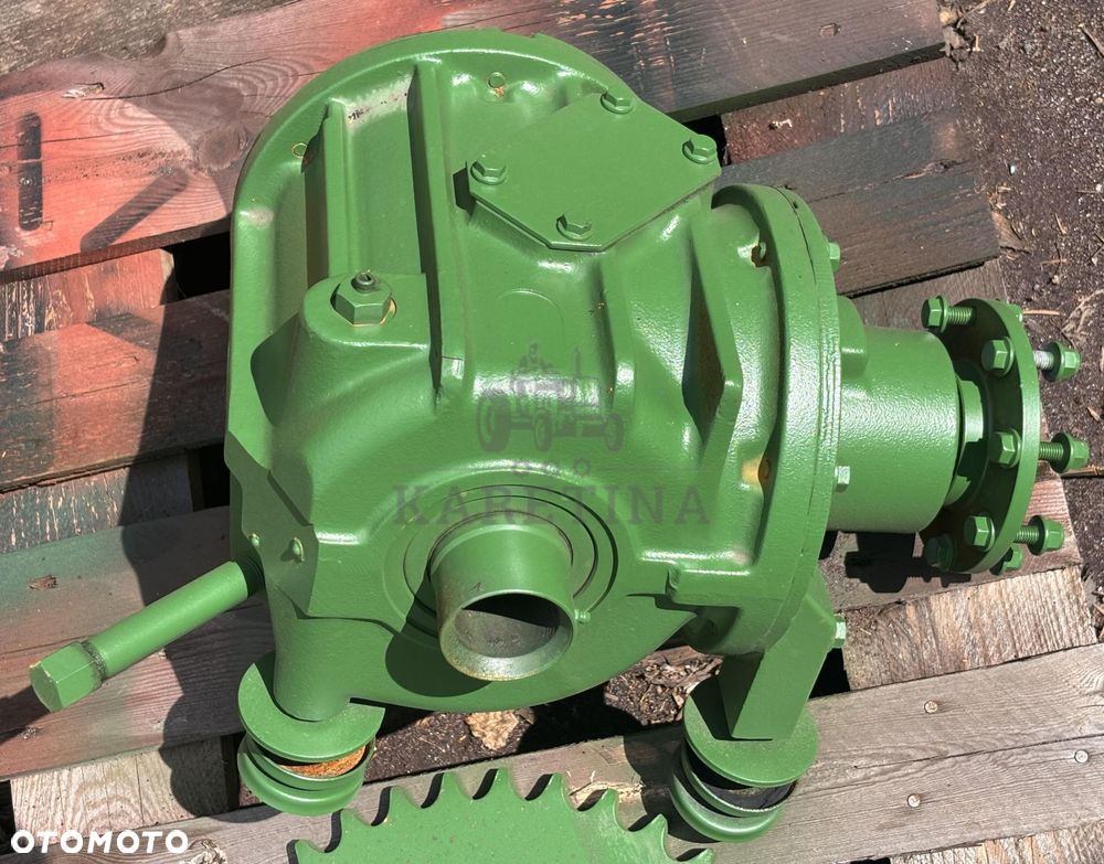 John Deere C670 T5 400 500 T550 T560 T660 Przekładnia Napędu Omłotu H223193 H158555 - 1