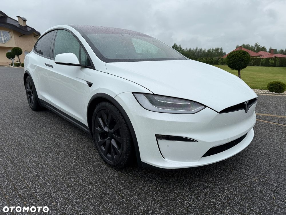 Tesla Model X Standard - 4
