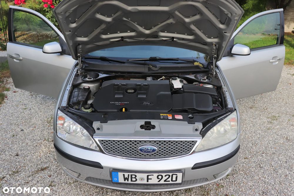 Ford Mondeo 2.0 TDCI DPF Ghia - 8
