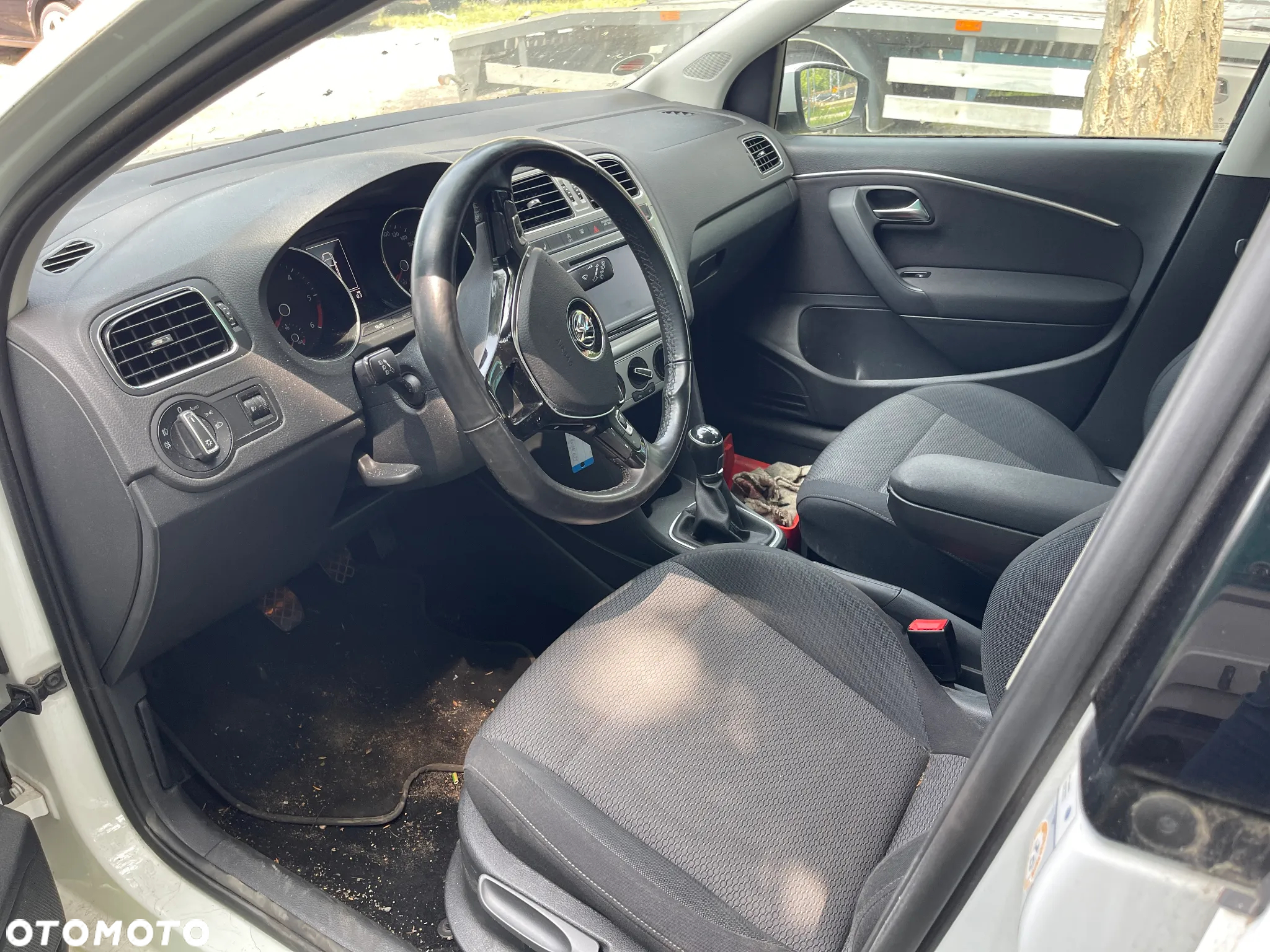 Volkswagen Polo 1.4 TDI Blue Motion Technology FRESH - 6