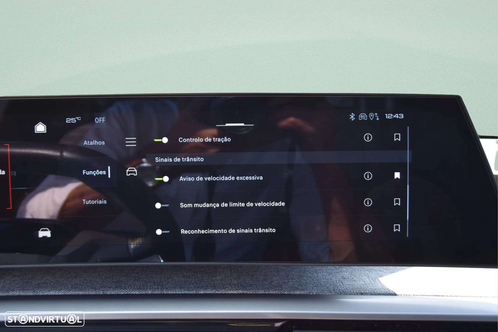 Peugeot E-5008 73 kWh GT - 12