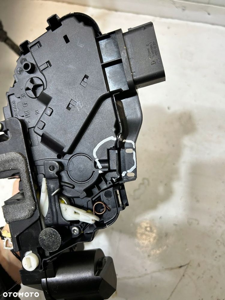 RANGE ROVER SPORT L320 3.0 KEYLESS ZAMEK DRZWI PRAWY TYŁ - 5