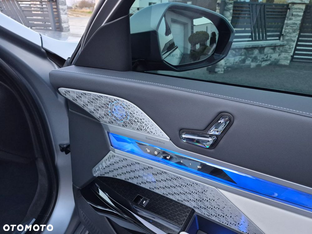 BMW Seria 7 740i - 18