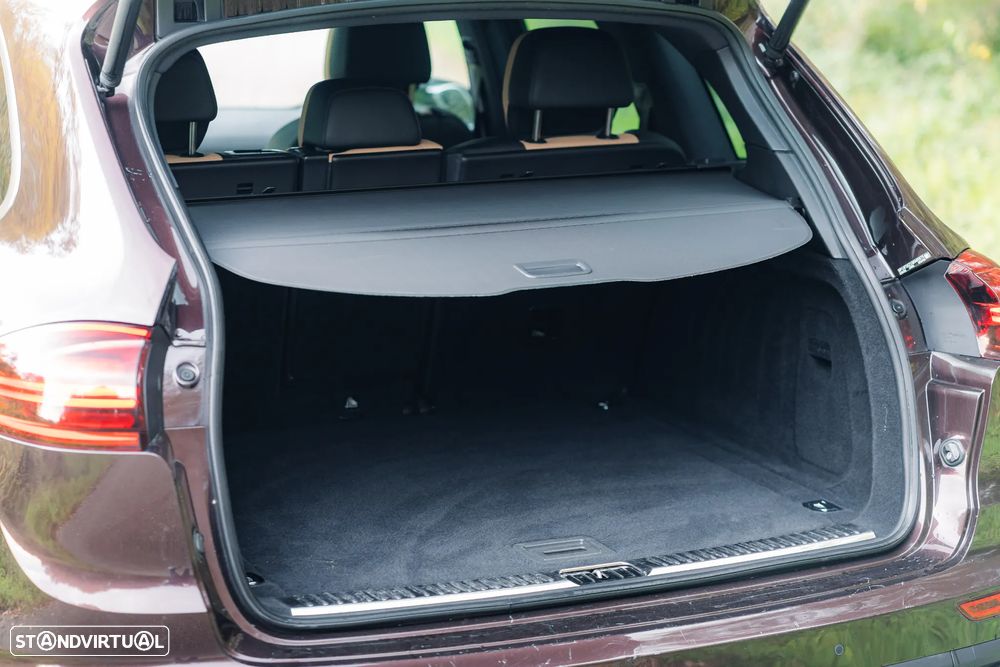 Porsche Cayenne - 11