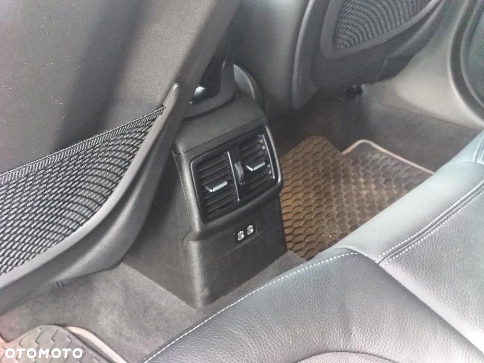 BMW X1 - 11