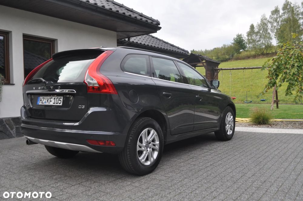 Volvo XC 60 D3 Momentum - 16
