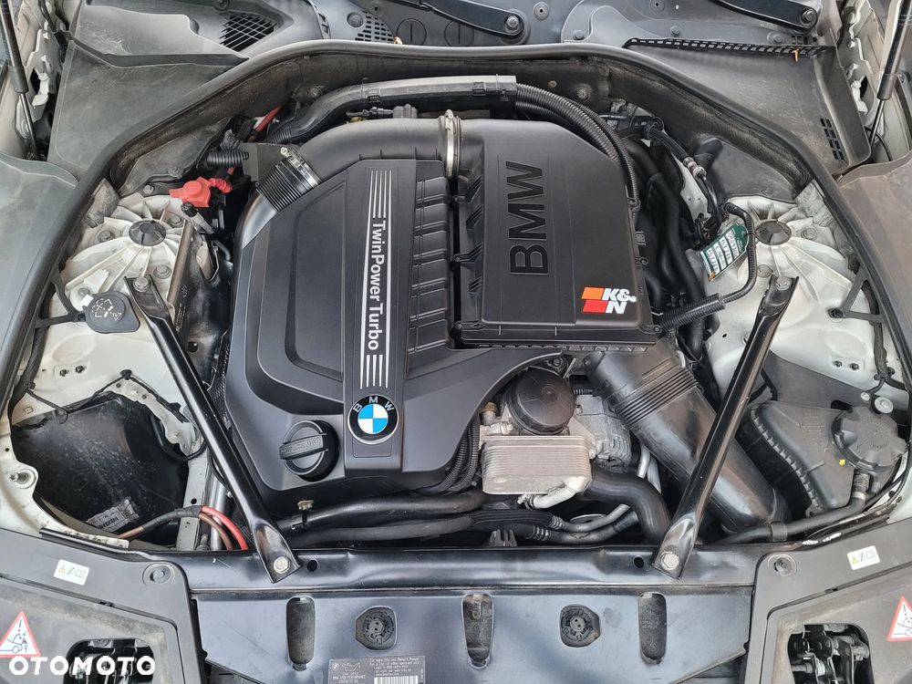 BMW Seria 5 535i - 15