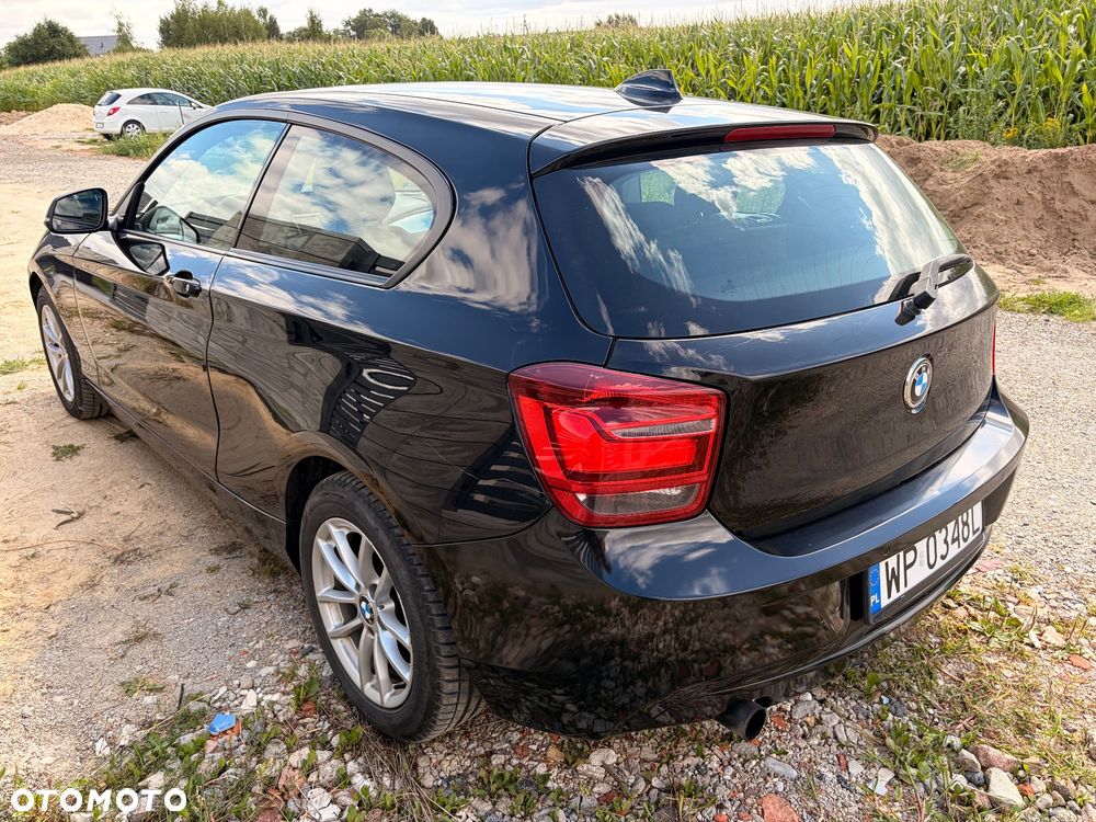 BMW Seria 1 114i - 10