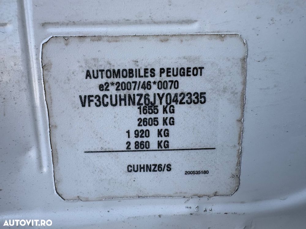 Peugeot 2008 PureTech 110 Stop&Start Business-Line - 33