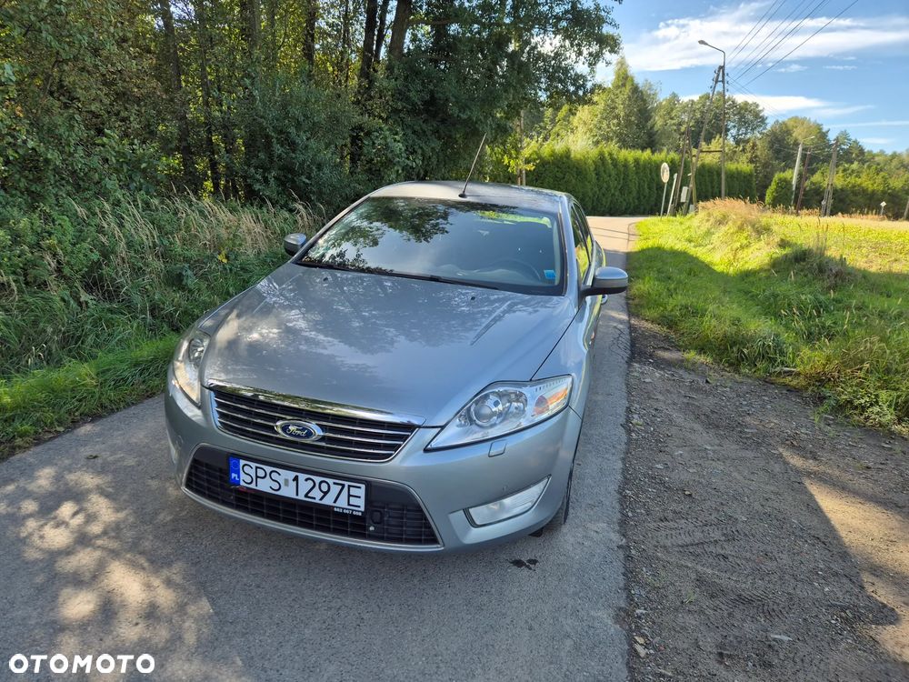 Ford Mondeo 2.0 Ghia X100 / X - 16