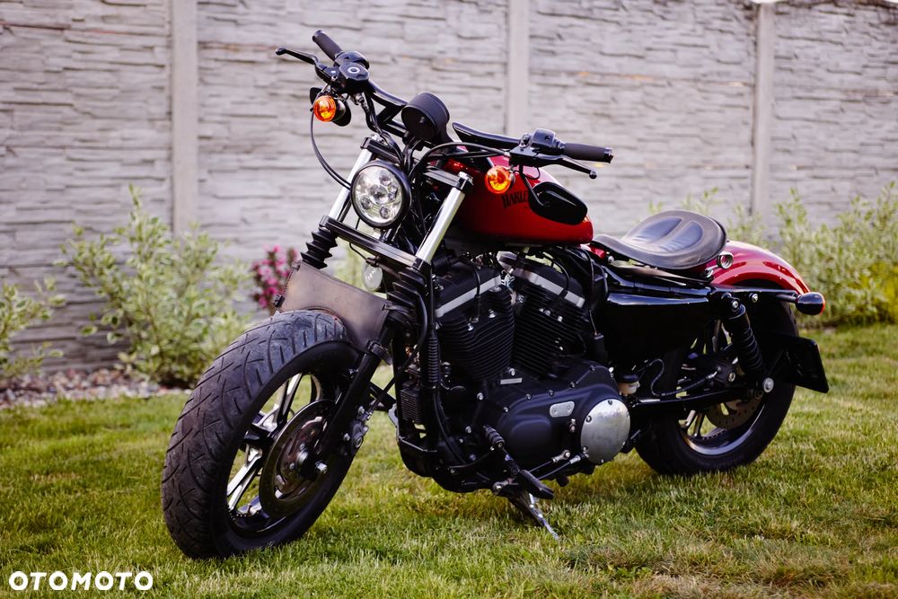 Harley-Davidson Sportster Iron 883 - 1