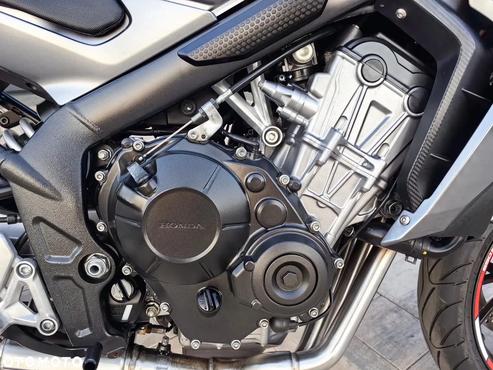 Honda CB - 23