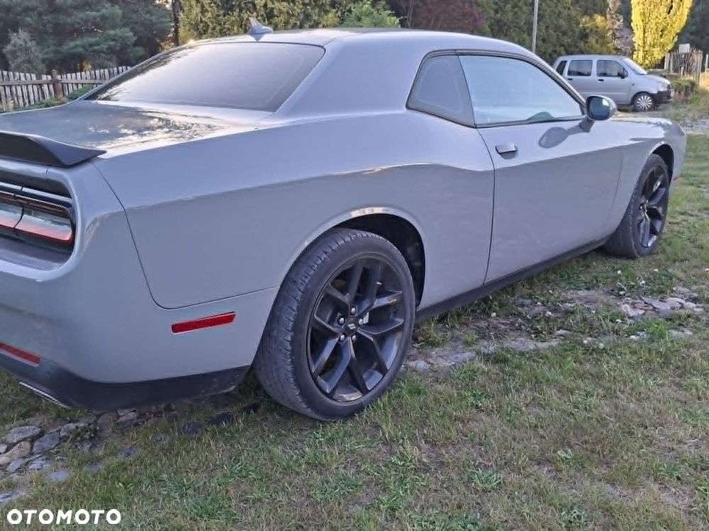 Dodge Challenger 3.6 SXT - 3